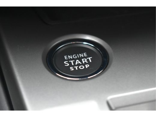Peugeot 308 SW Peugeot 1.6 Plug-in Hybrid 180 Allure DEMO-DEAL! | Navigatie | 360 Camera | Keyless-Start | La... ActivLease financial lease