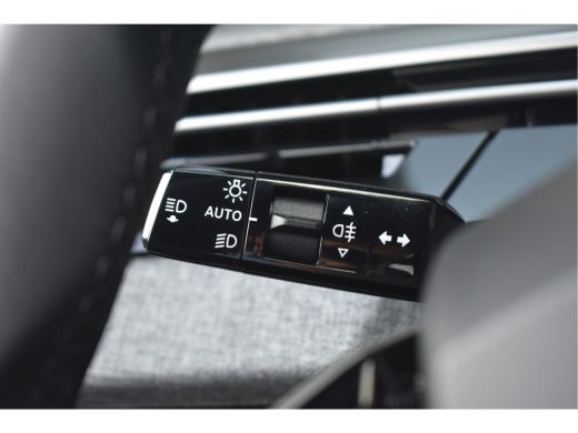 Peugeot 5008 Peugeot 1.2 Turbo Mild-Hybrid 136pk Automaat 7p. | DEMO-DEAL! | Navigatie | Half-Leder | 360 Came... ActivLease financial lease