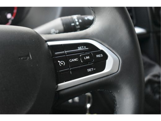 Peugeot Boxer Peugeot 2.2 L2H1 DEMO-DEAL! 120pk 3.0t | Trekhaak | Achteruitrijcamera | Full-LED | Dodehoek-Dete... ActivLease financial lease