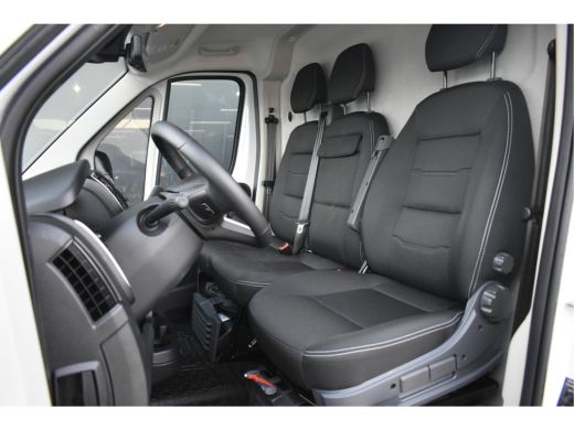 Peugeot Boxer Peugeot 2.2 L2H1 DEMO-DEAL! 120pk 3.0t | Trekhaak | Achteruitrijcamera | Full-LED | Dodehoek-Dete... ActivLease financial lease