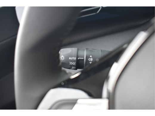 Peugeot e-308 SW SW Style 54 kWh DEMO-DEAL! | Navigatie by App | Climate Control | Warmtepomp | Full-LED | 18"LMV ... ActivLease financial lease
