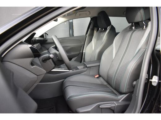 Peugeot e-308 SW SW Style 54 kWh DEMO-DEAL! | Navigatie by App | Climate Control | Warmtepomp | Full-LED | 18"LMV ... ActivLease financial lease