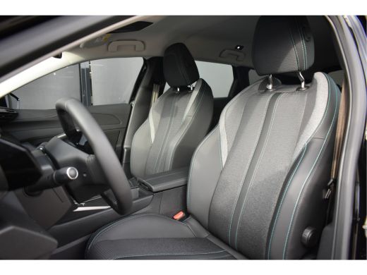Peugeot e-308 SW SW Style 54 kWh DEMO-DEAL! | Navigatie by App | Climate Control | Warmtepomp | Full-LED | 18"LMV ... ActivLease financial lease