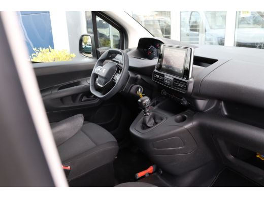 Peugeot Partner 1.5 BlueHDI Premium | Cruise Control | PDC achter | Navigatie | DAB | Airco | Carplay ActivLease financial lease