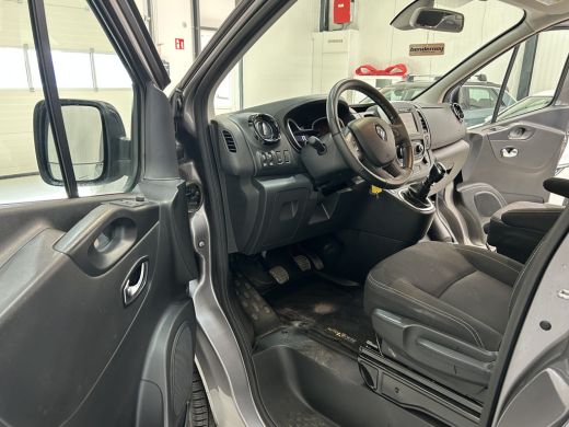 Renault Trafic 2.0 dCi 170pk T29 L2H1 DC Comfort ActivLease financial lease