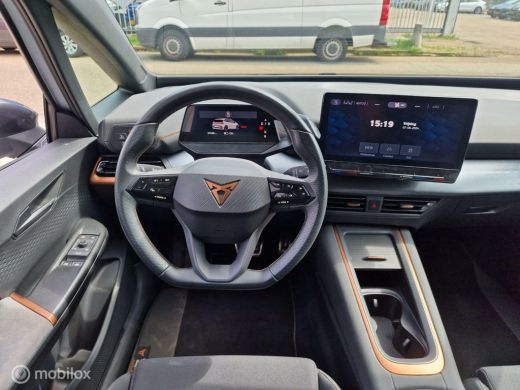 Seat Born Adrenaline One 62 kWh ActivLease financial lease