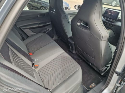Seat Born Adrenaline One 62 kWh ActivLease financial lease
