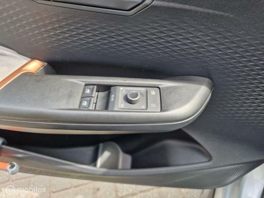 Seat Born Adrenaline One 62 kWh ActivLease financial lease