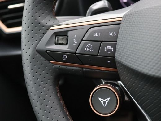 Seat Leon Sportstourer 1.5 TSI e-Hybrid VZ Performance 272PK DSG matrix led, schuif-kanteldak, achteruitrijcamera, stuur... ActivLease financial lease