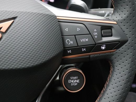 Seat Leon Sportstourer 1.5 TSI e-Hybrid VZ Performance 272PK DSG matrix led, schuif-kanteldak, achteruitrijcamera, stuur... ActivLease financial lease