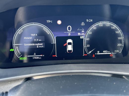 Toyota C-HR 2.0 Hybrid 200 Dynamic ActivLease financial lease