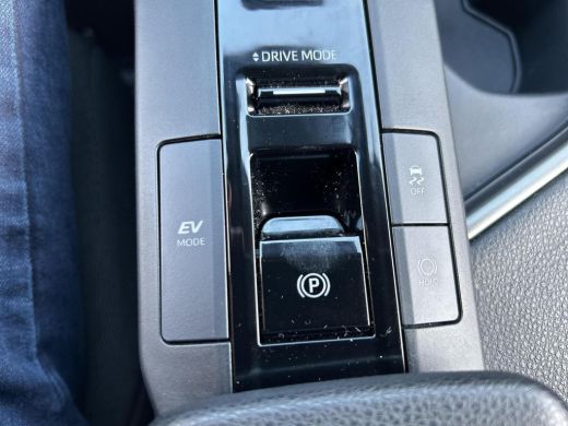 Toyota C-HR 2.0 Hybrid 200 Dynamic ActivLease financial lease