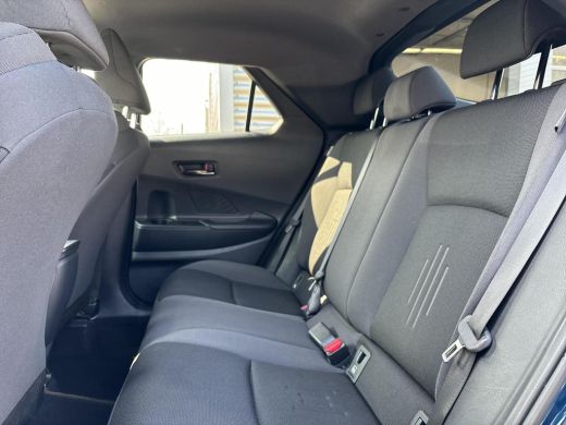 Toyota C-HR 2.0 Hybrid 200 First Edition | All-in prijs | Navigatie | Camera | Airco ActivLease financial lease