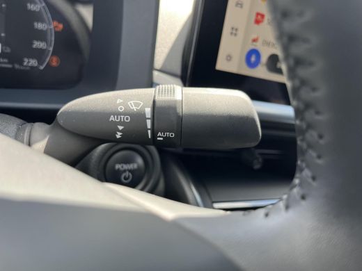 Toyota C-HR 2.0 Hybrid 200 First Edition | All-in prijs | Navigatie | Camera | Airco ActivLease financial lease