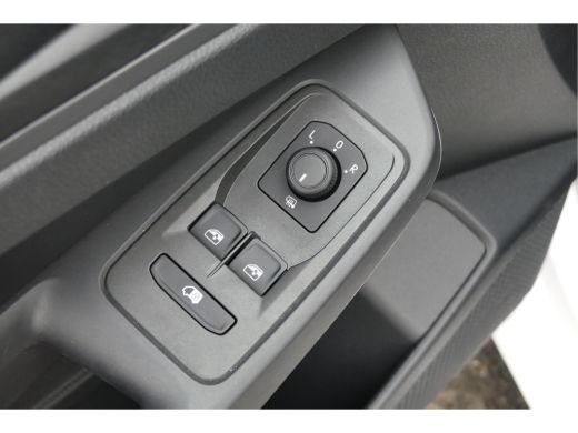 Volkswagen Caddy | 2024 | DSG 122 PK | Style | Navi By App | DAB | Multistuur | BPM vrij voor ondernemers ActivLease financial lease