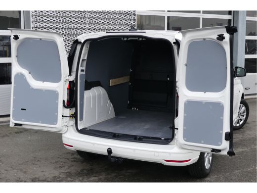 Volkswagen Caddy | 2024 | DSG 122 PK | Style | Navi By App | DAB | Multistuur | BPM vrij voor ondernemers ActivLease financial lease