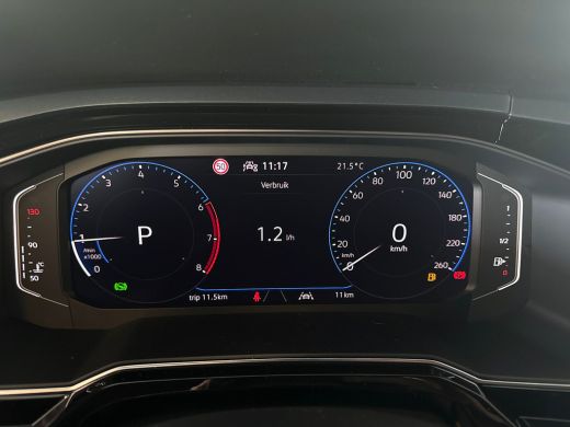 Volkswagen Polo 1.0 95pk TSI R-Line | Airconditioning automatisch (Climatronic) | Grootlichtassistent 'Light Assi... ActivLease financial lease