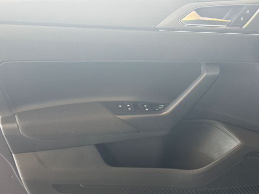 Volkswagen Polo 1.0 95pk TSI R-Line | Airconditioning automatisch (Climatronic) | Grootlichtassistent 'Light Assi... ActivLease financial lease