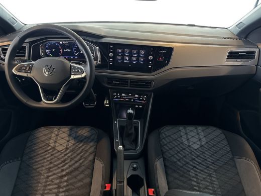 Volkswagen Polo 1.0 95pk TSI R-Line / Grootlichtassistent 'Light Assist' / Achteruitrijcamera / Parkeersensoren v... ActivLease financial lease