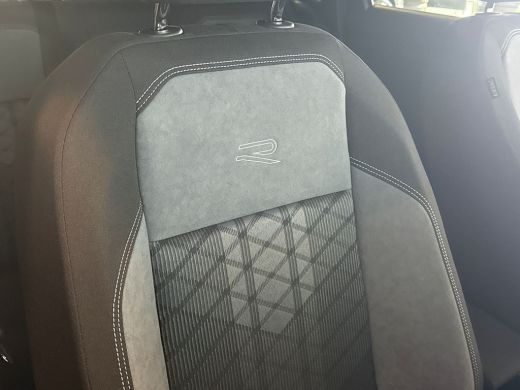 Volkswagen Polo 1.0 95pk TSI R-Line | Voorstoelen verwarmbaar | Velgen 'Bergamo', 17 inch lichtmetaal | Aircondit... ActivLease financial lease