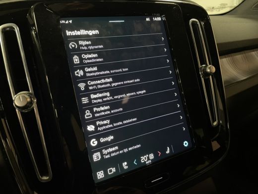 Volvo  C40 Recharge Ultimate | 360° Camera | Harman Kardon | All Season banden | Adaptieve Cruise Control | ... ActivLease financial lease
