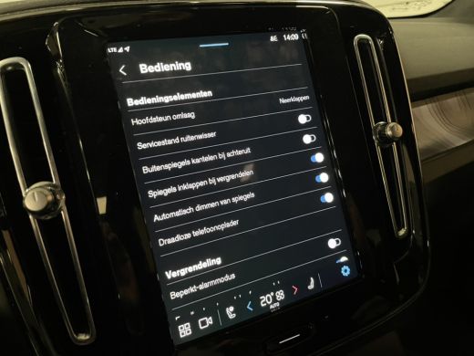 Volvo  C40 Recharge Ultimate | 360° Camera | Harman Kardon | All Season banden | Adaptieve Cruise Control | ... ActivLease financial lease
