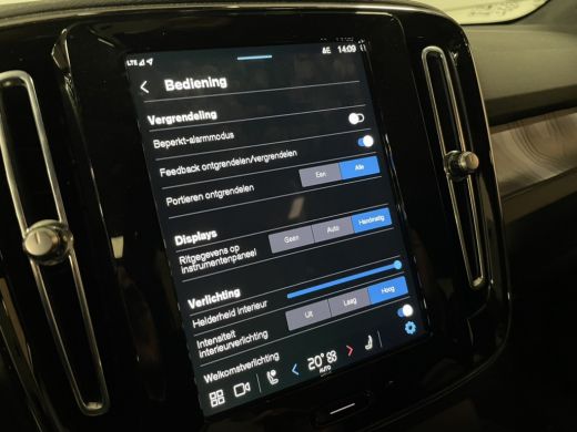 Volvo  C40 Recharge Ultimate | 360° Camera | Harman Kardon | All Season banden | Adaptieve Cruise Control | ... ActivLease financial lease