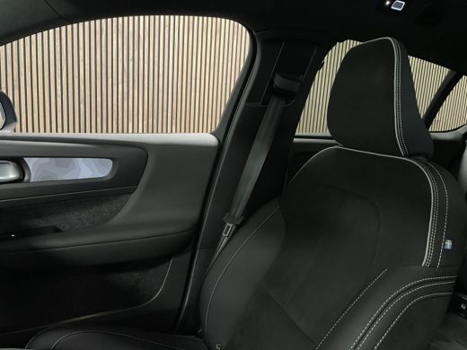 Volvo  C40 Recharge Ultimate | 360° Camera | Harman Kardon | All Season banden | Adaptieve Cruise Control | ... ActivLease financial lease