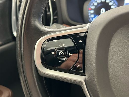 Volvo  V60 Volvo T6 Recharge AWD Inscription | Achterbank verwarmd | Achteruitrijcamera | Apple Carplay/Andr... ActivLease financial lease