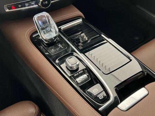 Volvo  V60 Volvo T6 Recharge AWD Inscription | Achterbank verwarmd | Achteruitrijcamera | Apple Carplay/Andr... ActivLease financial lease