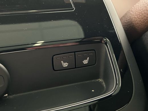 Volvo  V60 Volvo T6 Recharge AWD Inscription | Achterbank verwarmd | Achteruitrijcamera | Apple Carplay/Andr... ActivLease financial lease