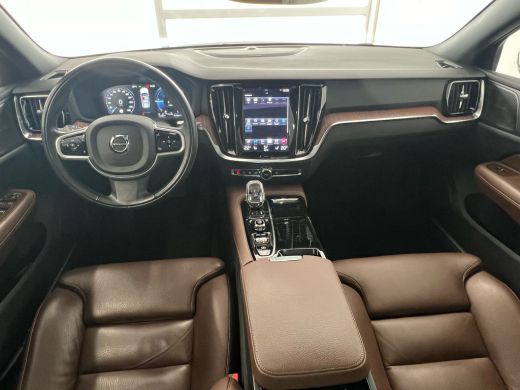 Volvo  V60 Volvo T6 Recharge AWD Inscription | Achterbank verwarmd | Achteruitrijcamera | Apple Carplay/Andr... ActivLease financial lease