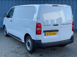 Peugeot Expert Peugeot Standaard | 16" stalen velgen | Elektrisch bedienbare en verwarmbare buitenspiegels | Get...