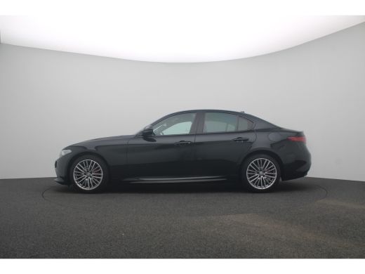 Alfa Romeo Giulia 2.0T Super Veloce | Vol leder | Groot Nav. | Veloce interieur | Stoel- en stuurwielverwarming Aut... ActivLease financial lease