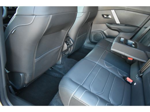 Citroën Ë-C4 Citroën ë-C4 Max 54kWh 3 Fase | Massagestoelen | HeadUp-Display | Stuur/Stoelverwarming | Navigat... ActivLease financial lease