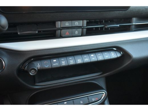 Fiat 600 Fiat 1.2 Hybrid 136 Urban Automaat DEMO-DEAL! | Navigatie | Keyless-Entry | Achteruitrijcamera | ... ActivLease financial lease