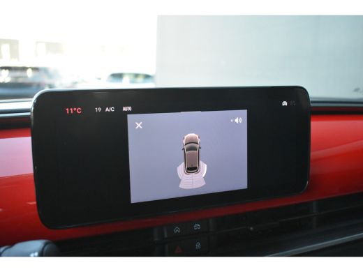 Fiat 600E RED 54kWh 3 Fase | Navigatie by App | Full-LED | Apple Carplay | Android Auto | Parkeersensoren |... ActivLease financial lease