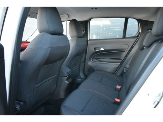 Fiat 600E RED 54kWh 3 Fase | Navigatie by App | Full-LED | Apple Carplay | Android Auto | Parkeersensoren |... ActivLease financial lease