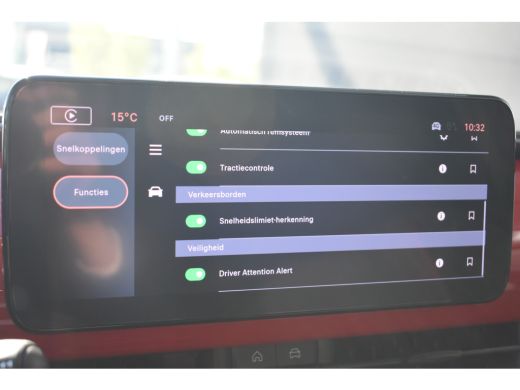 Fiat 600E Fiat RED 54kWh 3 Fase | Navigatie by App | Full-LED | Apple Carplay | Android Auto | Parkeersenso... ActivLease financial lease