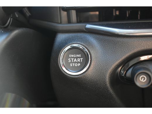Fiat 600E Fiat RED 54kWh 3 Fase | Navigatie by App | Full-LED | Apple Carplay | Android Auto | Parkeersenso... ActivLease financial lease