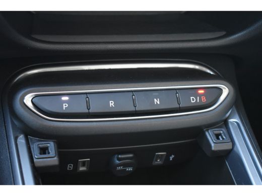 Fiat 600E Urban 54 kWh DEMO-DEAL! | Draadloos Apple Carplay & Android Auto | Parkeersensoren | Cruise Contr... ActivLease financial lease