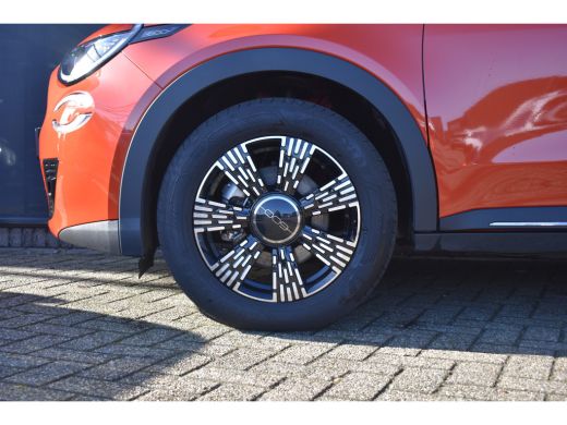 Fiat 600E Urban 54 kWh DEMO-DEAL! | Draadloos Apple Carplay & Android Auto | Parkeersensoren | Cruise Contr... ActivLease financial lease