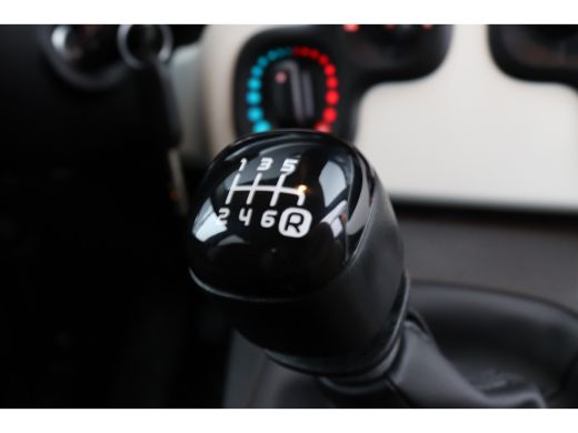 Fiat Panda 1.0 Hybrid Pandina | Cruise Control | Airco | Carplay | PDC achter | Virtual cockpit | DAB ActivLease financial lease