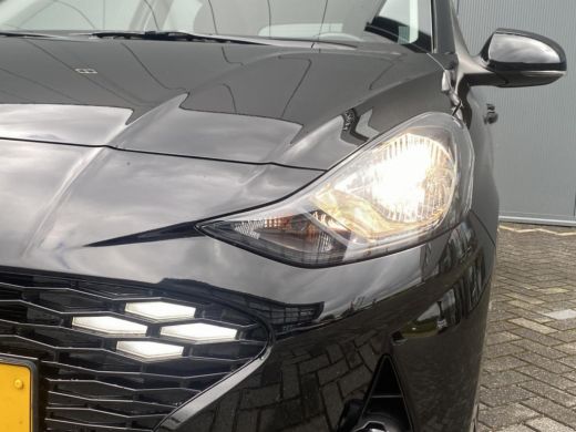 Hyundai i10 1.0i 67 5MT Comfort 4-zits | Actieve rijbaanassistentie (LKA) | Airconditioning, manueel | Armste... ActivLease financial lease