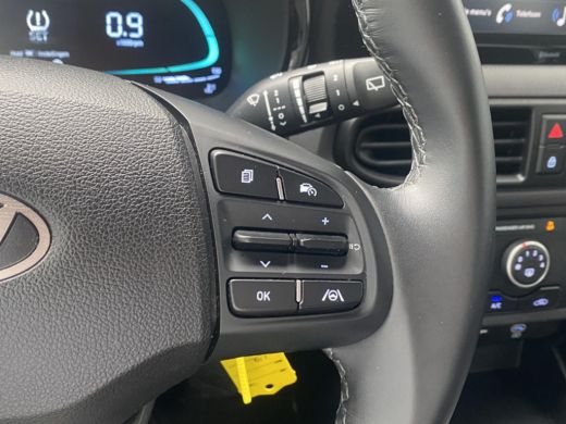 Hyundai i10 1.0i 67 5MT Comfort 4-zits | Actieve rijbaanassistentie (LKA) | Airconditioning, manueel | Armste... ActivLease financial lease