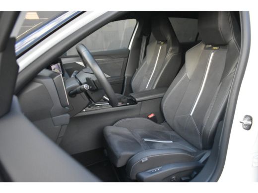 Opel Astra Opel 1.6 Turbo Plug In Hybrid GSe 225pk | Navigatie Pro | Sportstoelen | Intellilux-LED | 360 Cam... ActivLease financial lease