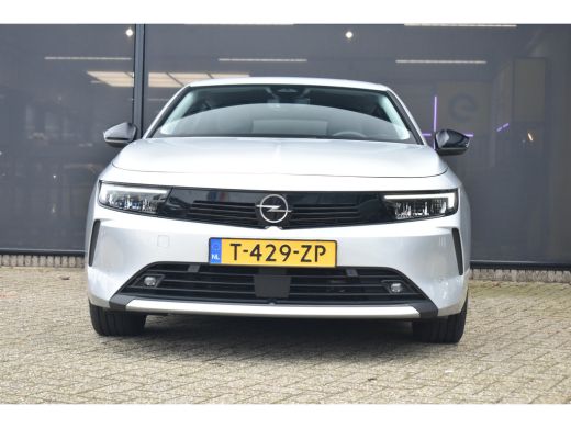 Opel Astra Sports Tourer Opel 1.6 Turbo Plug-In Hybrid 180pk Automaat DEMO-DEAL! | Navigatie by App | Parkee... ActivLease financial lease