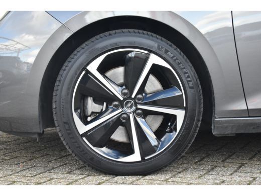 Opel Astra Sports Tourer Opel 1.6 Turbo Plug-In Hybrid 180pk Automaat | Navigatie by App | Parkeersensoren |... ActivLease financial lease