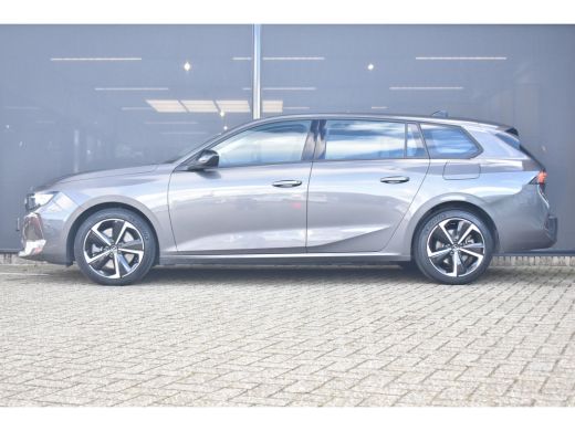 Opel Astra Sports Tourer Opel 1.6 Turbo Plug-In Hybrid 180pk Automaat | Navigatie by App | Parkeersensoren |... ActivLease financial lease