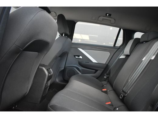 Opel Astra Sports Tourer Opel 1.6 Turbo Plug-In Hybrid 180pk Automaat | Navigatie by App | Parkeersensoren |... ActivLease financial lease